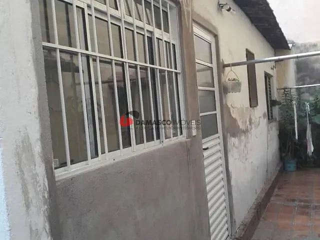 Casa com 300m² 1 quarto e 1 banheiro, à venda, no bairro Parque das Nações em Santo André