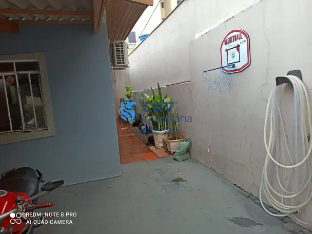Casa com 478m² 4 quartos e 1 banheiro, à venda, no bairro Vila Ipiranga em Londrina