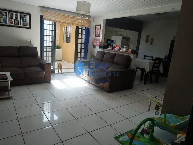 Casa com 478m² 4 quartos e 1 banheiro, à venda, no bairro Vila Ipiranga em Londrina