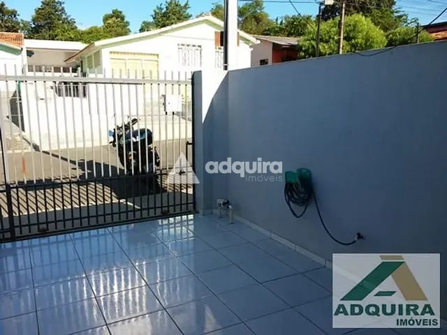 Sobrado com 191m² 2 quartos e 2 banheiros, à venda, no bairro Nova Rússia em Ponta Grossa