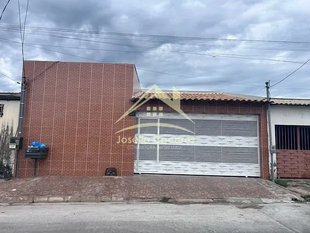 Casa 2 quartos e 2 banheiros, à venda, no bairro Doutor Fábio Leite II em Cuiabá