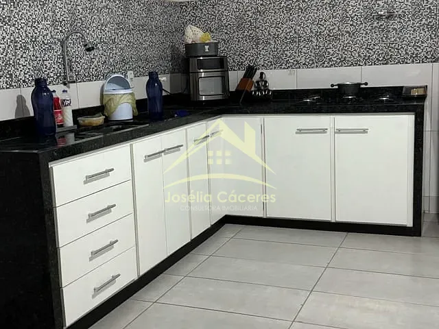 Casa 2 quartos e 2 banheiros, à venda, no bairro Doutor Fábio Leite II em Cuiabá
