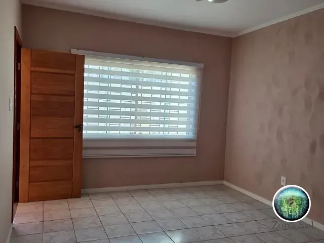 Casa com 250m² 3 quartos e 3 banheiros, à venda, no bairro Jardim Icatu em Votorantim