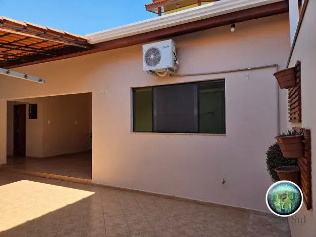 Casa com 250m² 3 quartos e 3 banheiros, à venda, no bairro Jardim Icatu em Votorantim