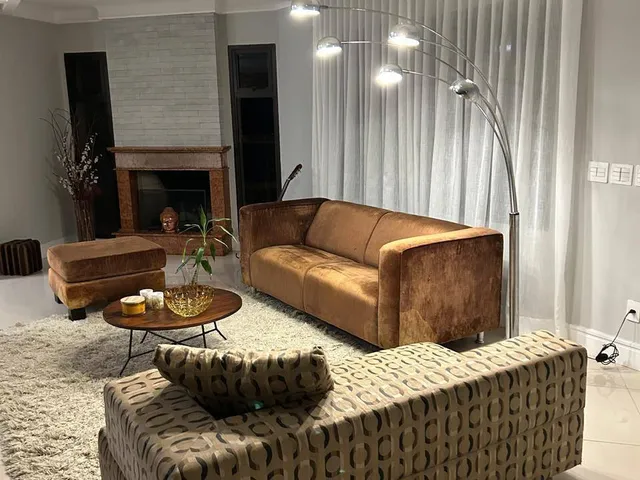 Casa com 408m² 3 quartos e 5 banheiros, à venda ou para alugar, no bairro Alphaville em Santana de Parnaíba