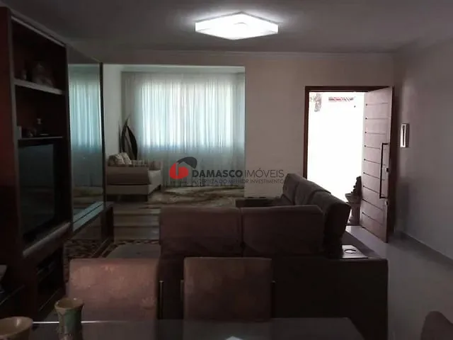 Casa com 259m² 3 quartos e 5 banheiros, à venda, no bairro Santa Maria em Santo André