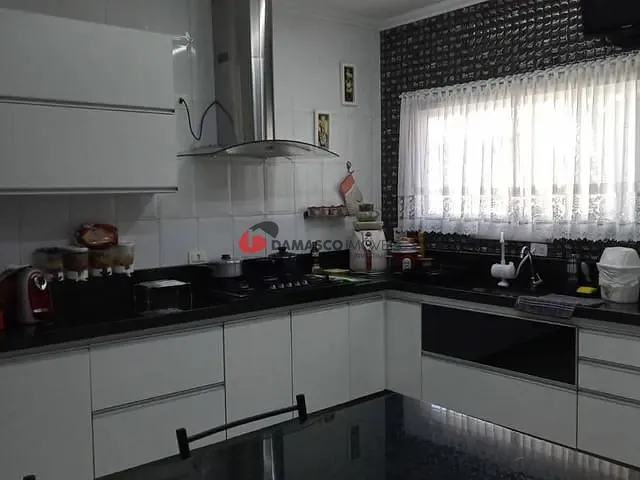 Casa com 259m² 3 quartos e 5 banheiros, à venda, no bairro Santa Maria em Santo André