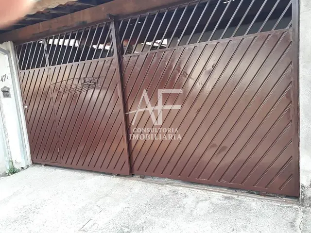 Casa com 125m² 2 quartos e 1 banheiro, à venda, no bairro Parque Senhor do Bonfim em Taubaté