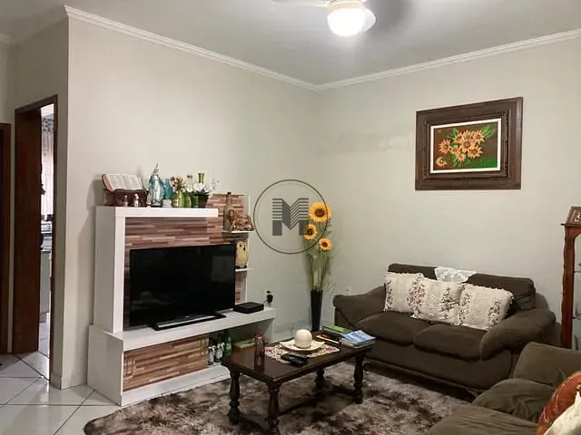 Casa com 125m² 2 quartos e 2 banheiros, à venda, no bairro Jardim do Vale em Guaratinguetá