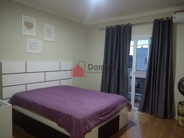 Casa com 189m², à venda, no bairro Residencial Maricá em Pindamonhangaba