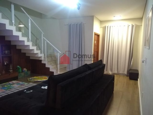 Casa com 189m², à venda, no bairro Residencial Maricá em Pindamonhangaba