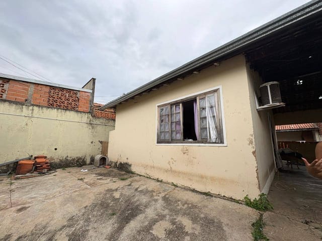 Casa com 250m² 2 quartos e 1 banheiro, à venda, no bairro Conjunto Habitacional Parque Itajaí em Campinas