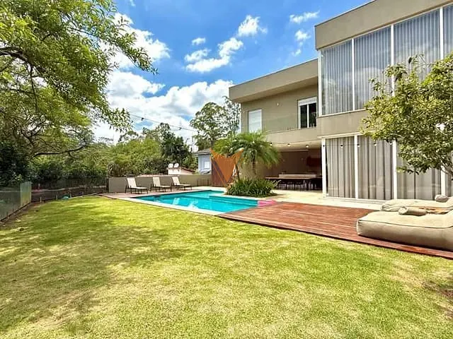 Casa com 800m² 4 quartos e 6 banheiros, à venda, no bairro Nova Higienópolis em Jandira
