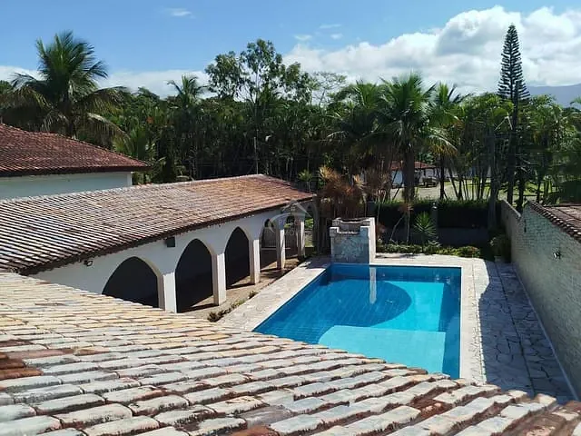 Casa com 402m² 2 quartos e 1 banheiro, à venda, no bairro Boraceia em Bertioga