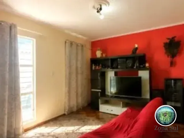 Casa com 300m² 2 quartos e 1 banheiro, à venda, no bairro Parque Jataí em Votorantim