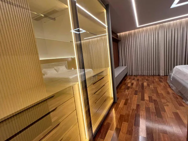 Casa com 490m² 4 quartos e 6 banheiros, à venda, no bairro Alphaville em Santana de Parnaíba