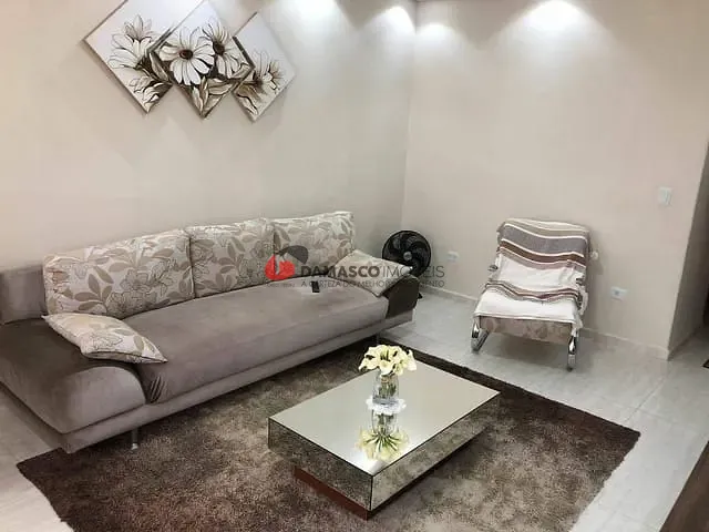 Casa com 250m² 2 quartos e 1 banheiro, para alugar, no bairro Santa Paula em São Caetano do Sul