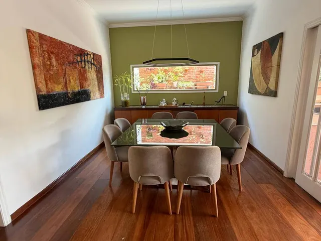 Casa com 520m² 4 quartos e 5 banheiros, à venda, no bairro Alphaville em Santana de Parnaíba