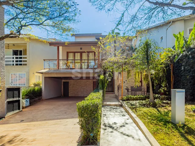 Casa com 360m² 3 quartos e 5 banheiros, à venda, no bairro Alphaville em Santana de Parnaíba