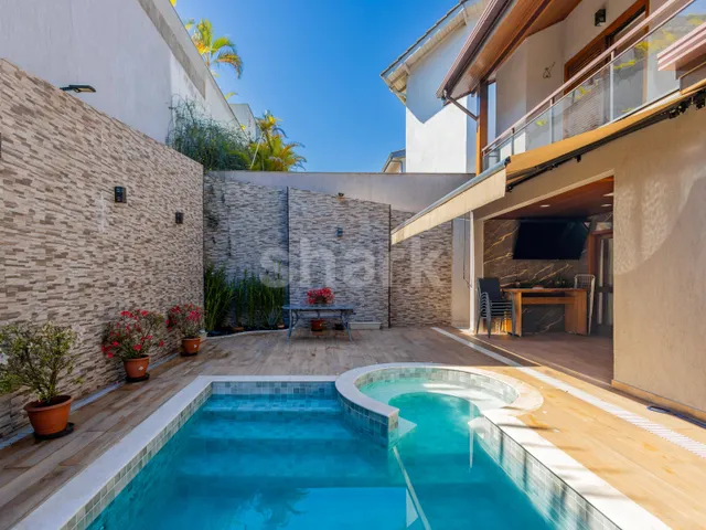 Casa com 360m² 3 quartos e 5 banheiros, à venda, no bairro Alphaville em Santana de Parnaíba