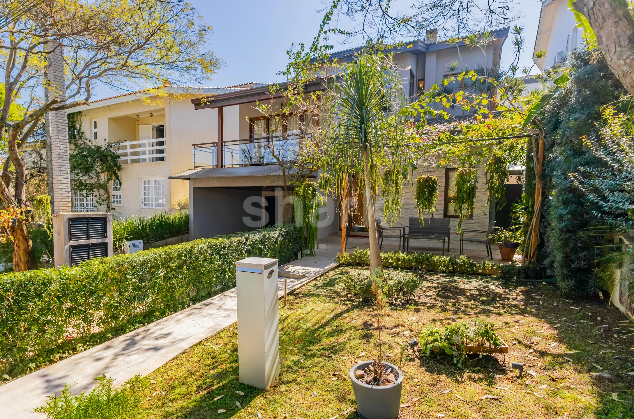 Casa em Alphaville — foto 1