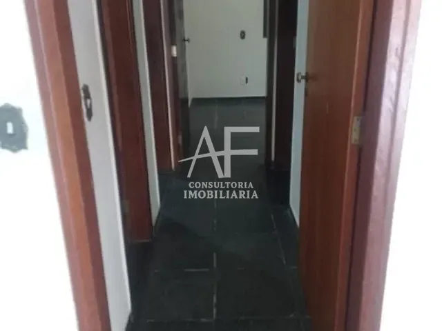 Casa com 250m² 3 quartos e 2 banheiros, à venda, no bairro Jardim Independência em Taubaté