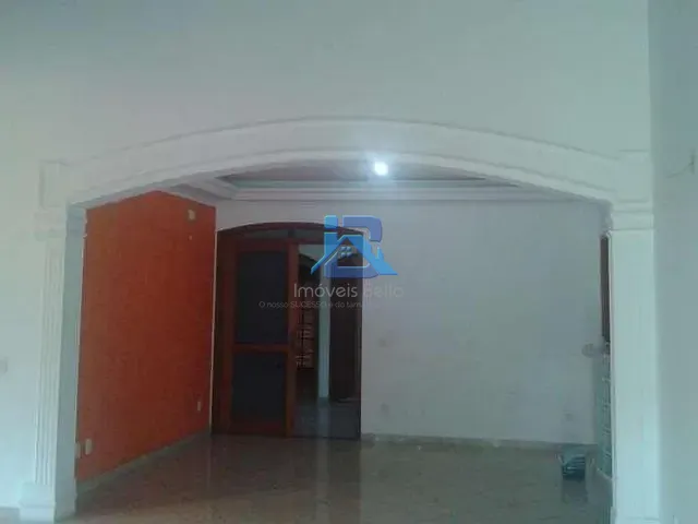 Casa com 2700m², à venda, no bairro Parque São Francisco em Itatiba
