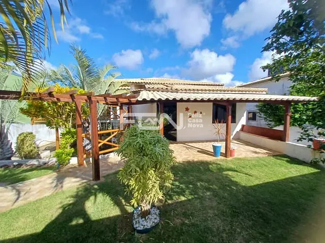 Casa 3 quartos e 2 banheiros, à venda ou para alugar, no bairro Portão em Lauro de Freitas