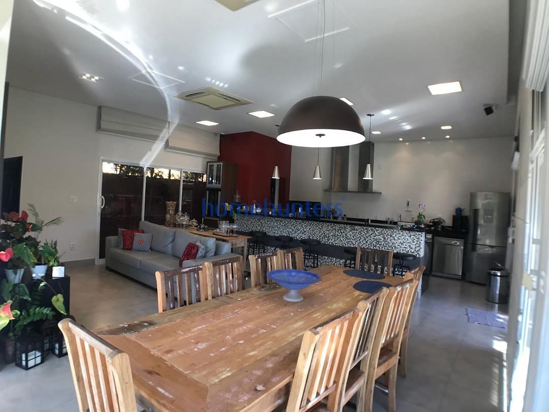 Casa à venda com 4 quartos, 410m² - Foto 52