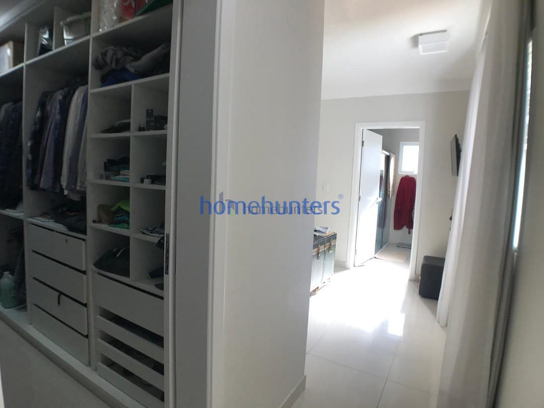 Casa à venda com 4 quartos, 410m² - Foto 32