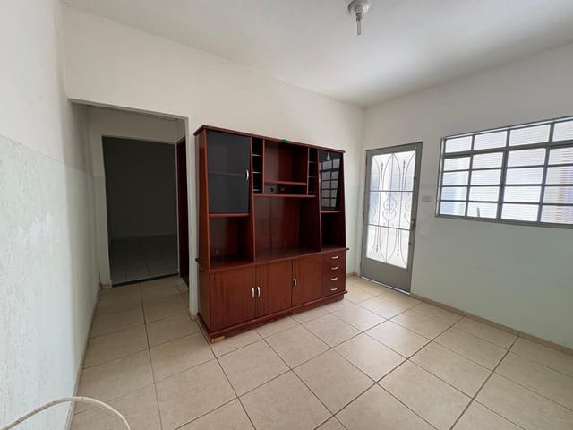 Casa com 120m² 1 quarto e 1 banheiro, para alugar, no bairro Jardim Novo Maracanã em Campinas