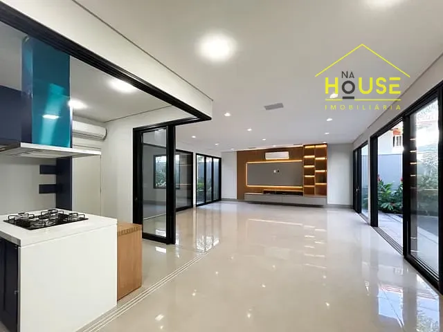 Casa com 420m² 4 quartos e 6 banheiros, à venda, no bairro Residencial Marcia em São José do Rio Preto