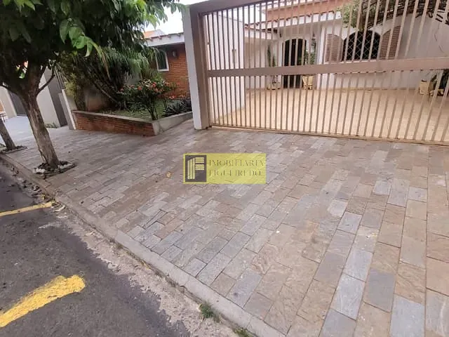 Casa com 300m² 4 quartos e 3 banheiros, para alugar, no bairro Jardim Alvorada em São José do Rio Preto