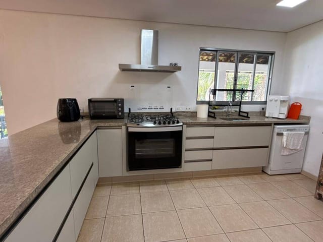 Casa 3 quartos e 1 banheiro, à venda ou para alugar, no bairro Recanto Golf Ville em Cambé