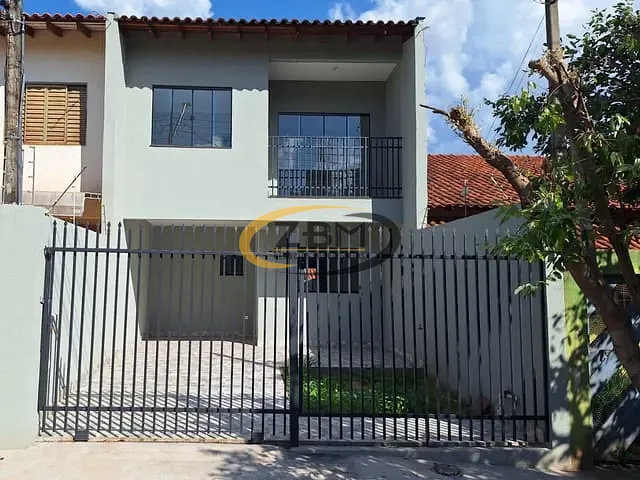 Casa com 180m² 3 quartos e 2 banheiros, à venda, no bairro Pacaembu em Londrina