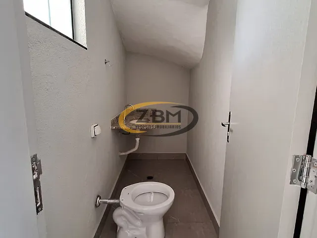 Casa com 180m² 3 quartos e 2 banheiros, à venda, no bairro Pacaembu em Londrina