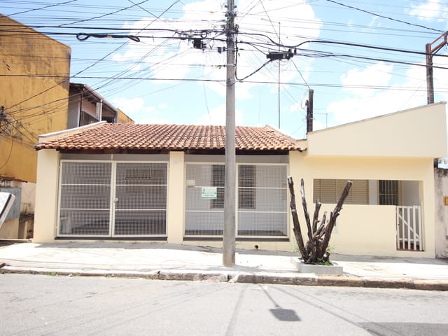 Casa com 132m² 2 quartos e 2 banheiros, à venda, no bairro Parque Residencial Jardim São Domingos em São João da Boa Vista