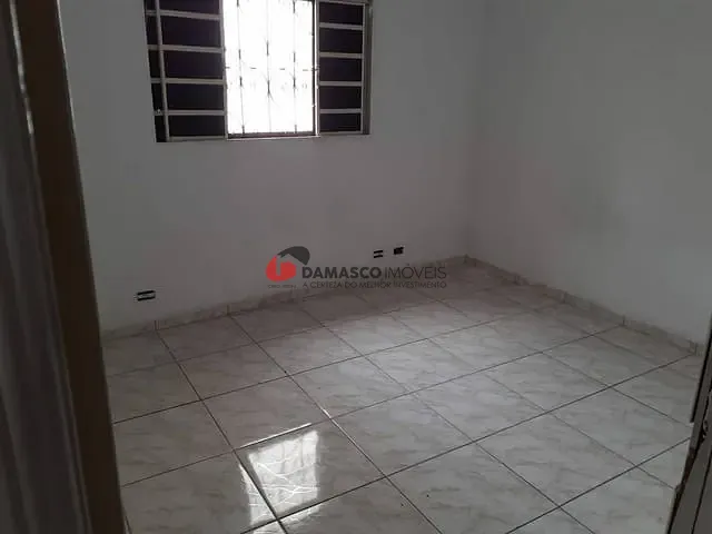 Casa com 2275m² 5 quartos e 3 banheiros, à venda, no bairro Barcelona em São Caetano do Sul