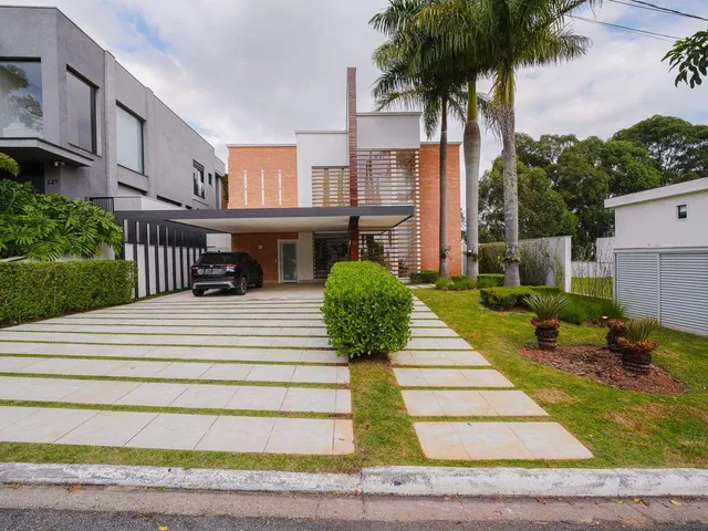 Casa com 480m² 4 quartos e 7 banheiros, à venda, no bairro Paiol Velho em Santana de Parnaíba