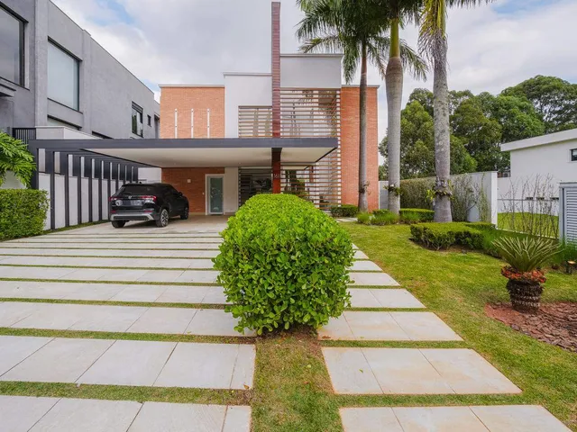 Casa com 480m² 4 quartos e 7 banheiros, à venda, no bairro Paiol Velho em Santana de Parnaíba