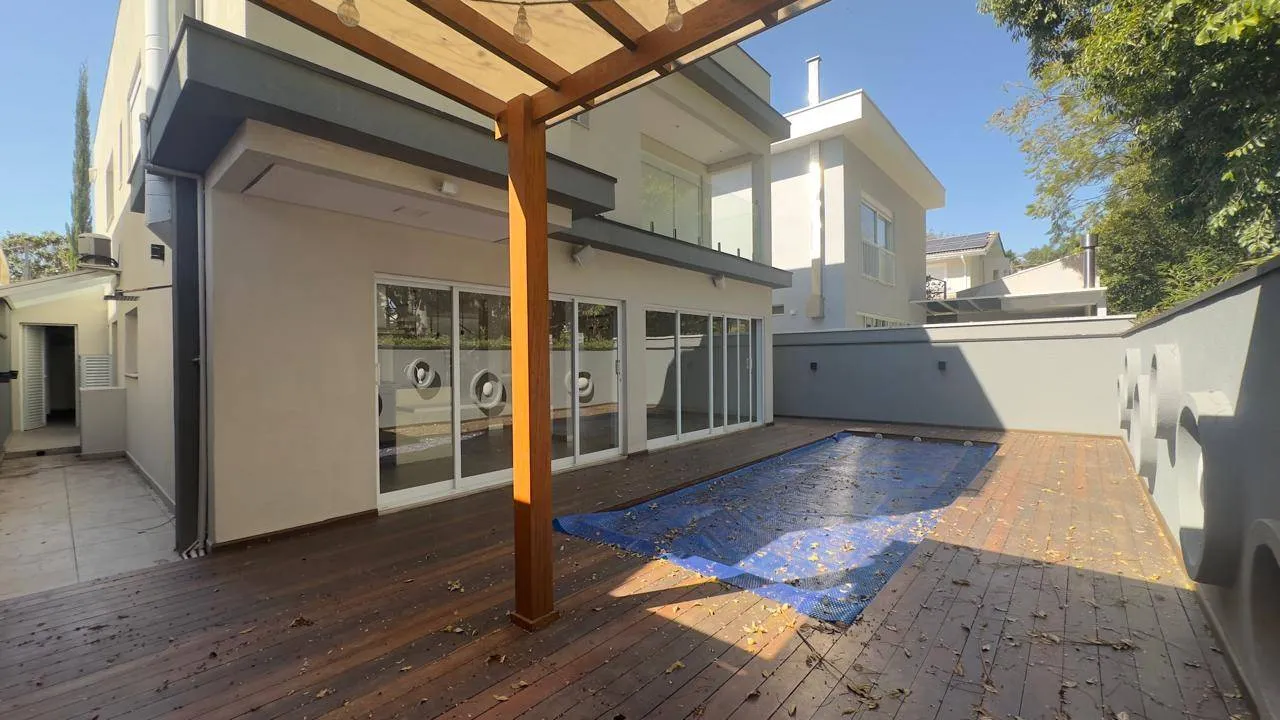 Casa em Alphaville — foto 1