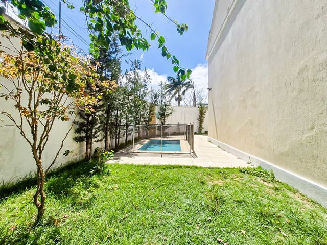 Casa 3 quartos e 6 banheiros, à venda, no bairro Recreio dos Bandeirantes em Rio de Janeiro