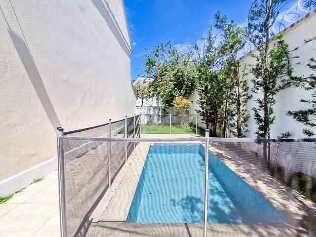 Casa 3 quartos e 6 banheiros, à venda, no bairro Recreio dos Bandeirantes em Rio de Janeiro