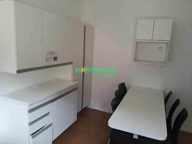 Casa com 407m², para alugar, no bairro Vila Adyana em São José dos Campos