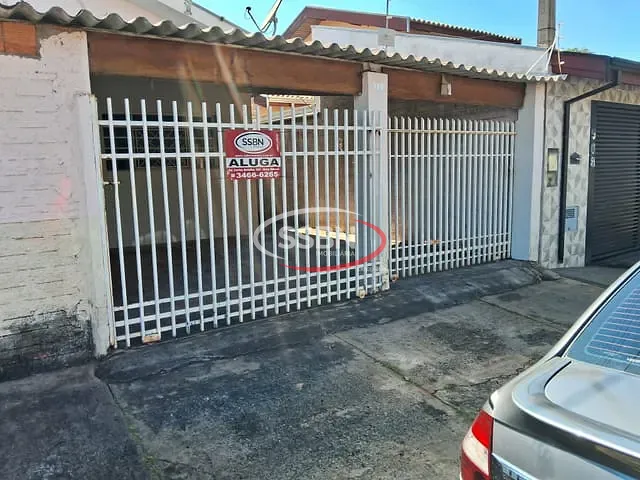 Casa 2 quartos e 1 banheiro, para alugar, no bairro Parque Residencial Klavin em Nova Odessa