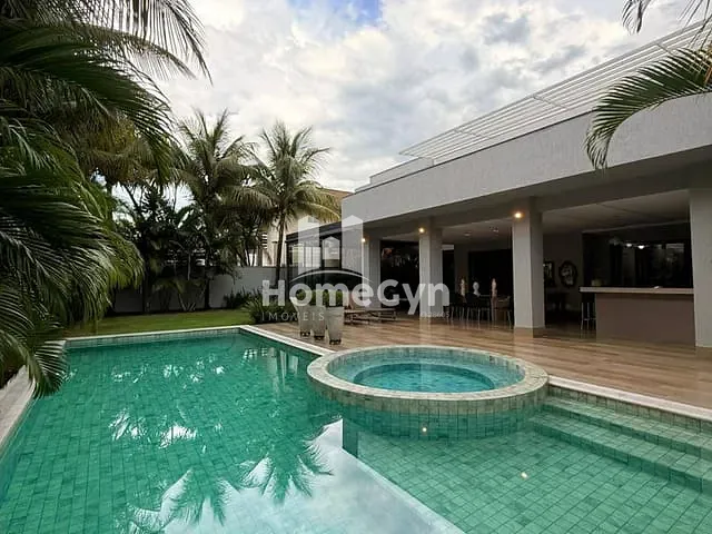 Casa com 898m² 5 quartos e 6 banheiros, para alugar, no bairro Residencial Alphaville Flamboyant em Goiânia