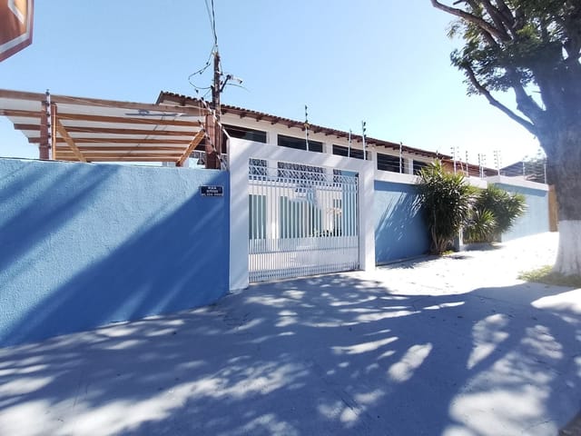 Foto do Casa - Sobrado para locação, 04 quartos (01 suíte), Lavabo, Piscina, Churrasqueira, 365 m² Útil, JD Bancários, Londrina, PR | ZBM NEGOCIOS IMOBILIARIOS