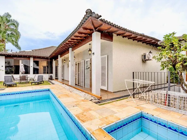 Casa com 601m² 4 quartos e 5 banheiros, à venda, no bairro Alphaville em Santana de Parnaíba