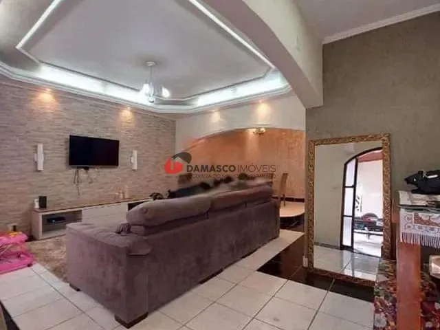 Casa com 149m² 3 quartos e 2 banheiros, à venda, no bairro Parque Marajoara em Santo André