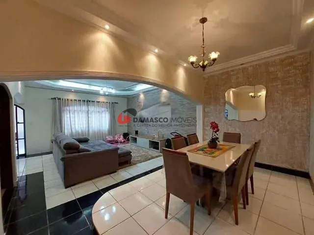 Casa com 149m² 3 quartos e 2 banheiros, à venda, no bairro Parque Marajoara em Santo André